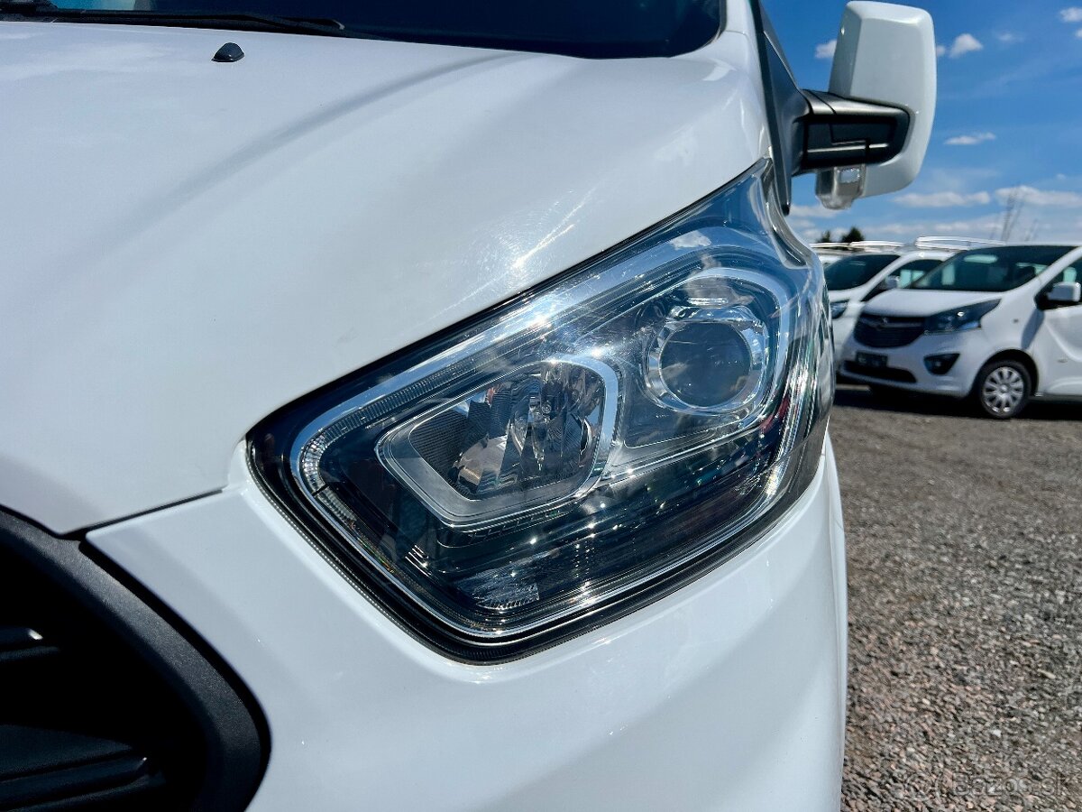 Ford Transit Custom 2.0d 77 kW L1 Klima,LED,PoServisu - 4
