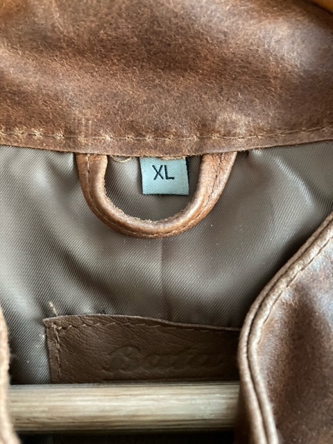 Predám Pánsku Koženú Bundu - Baťa - 4