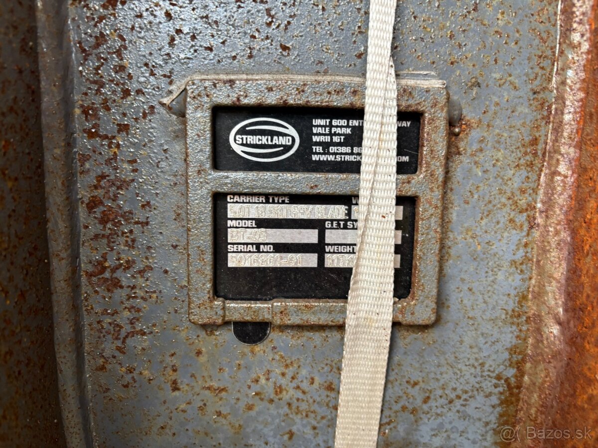 Podkopové Lyžice na traktorbager JCB 3cx - 4