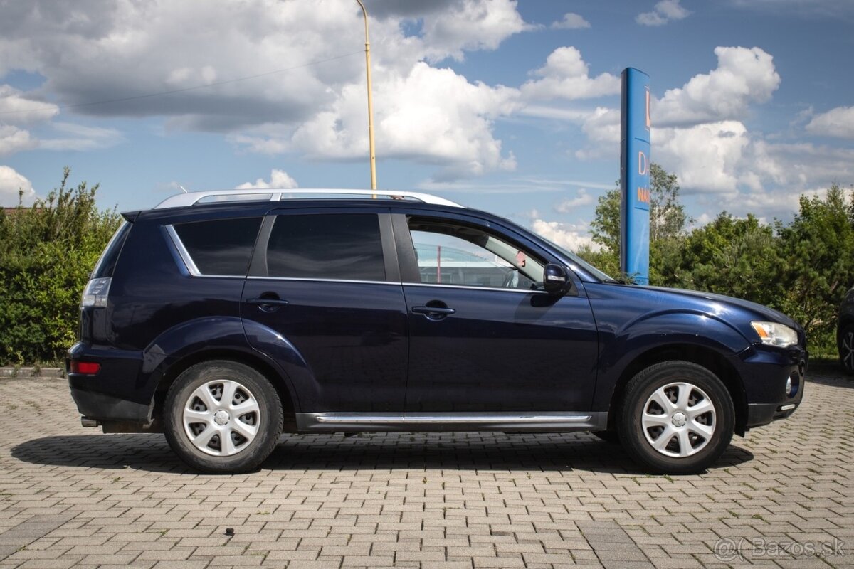Mitsubishi Outlander 2.2 DI-D TC-SST - 4