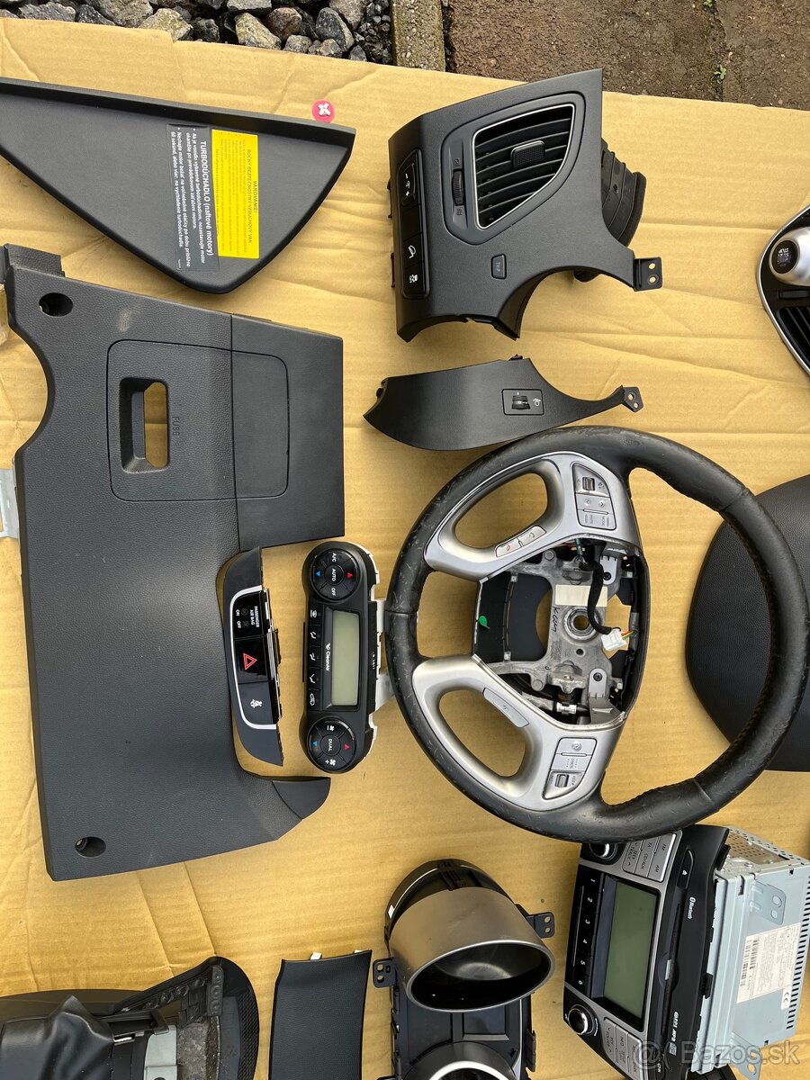 Predám diely z Hyundai ix35 - 4