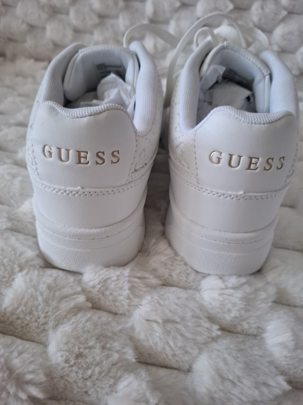 Predám Botasky Guess - 4