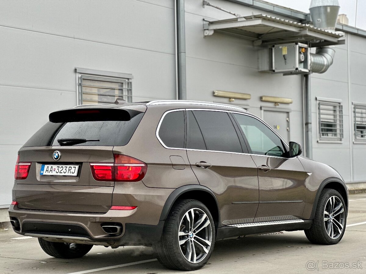Bmw X5 E70 4.4 Biturbo Facelift Individual LCI chyba motora - 4
