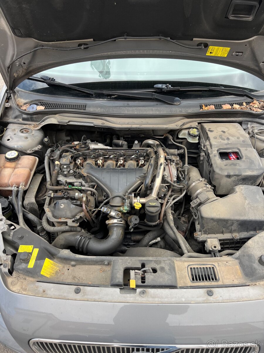 Volvo V50 2.0D 100kW - náhradné diely - 4