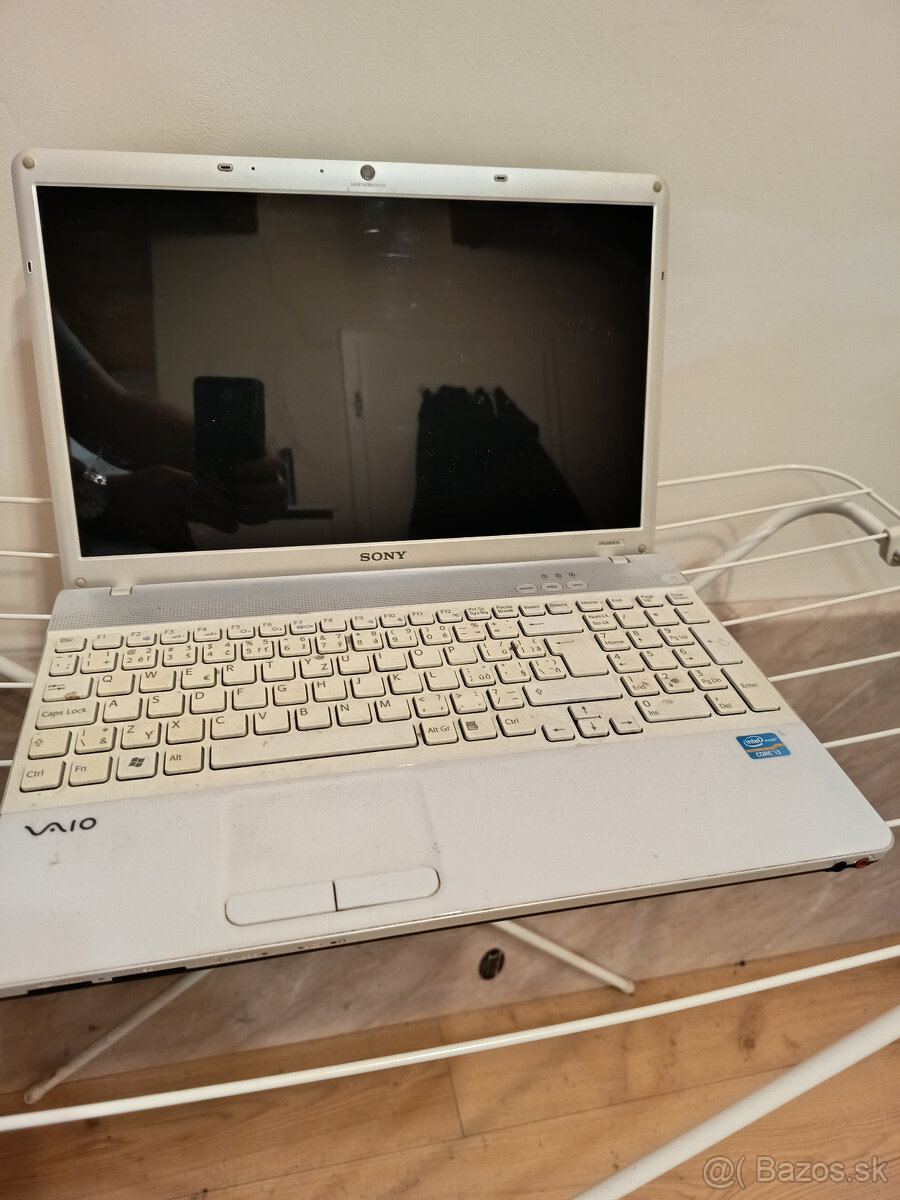 Sony Vaio - 4