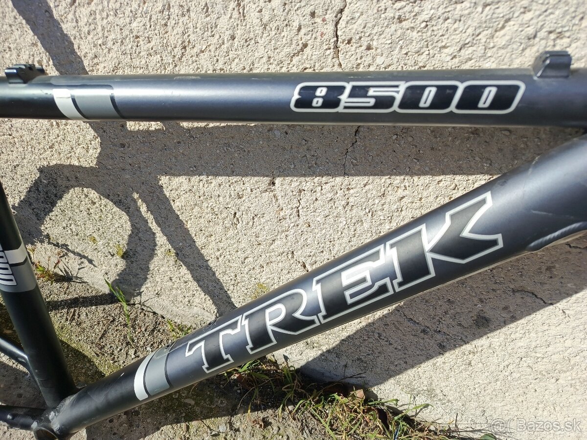 Trek 8500 - 4
