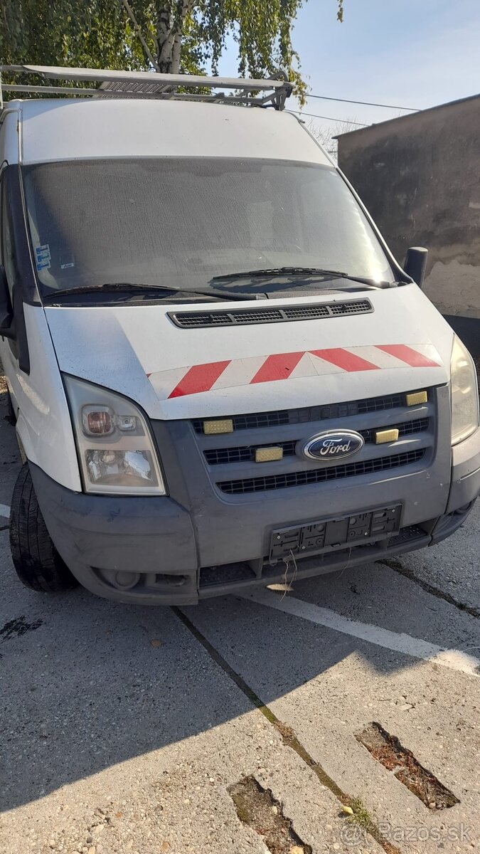 Rozpredám na náhradné diely Ford Transit - 4