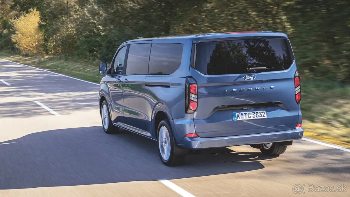 Prenájom FORD TOURNEO CUSTOM - 4
