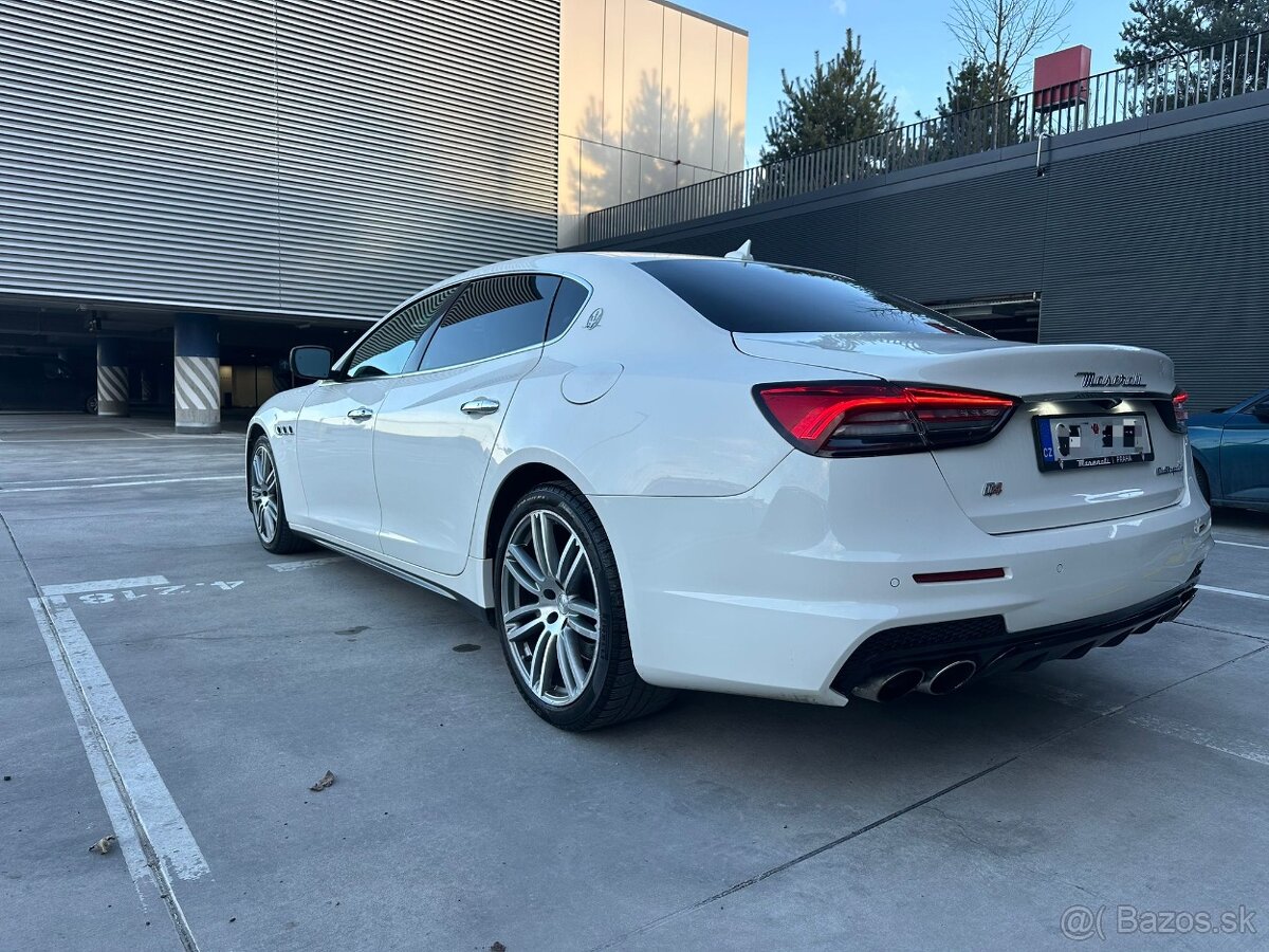 Predám Maserati Quattroporte SQ4 TROFEO 2017 - 4
