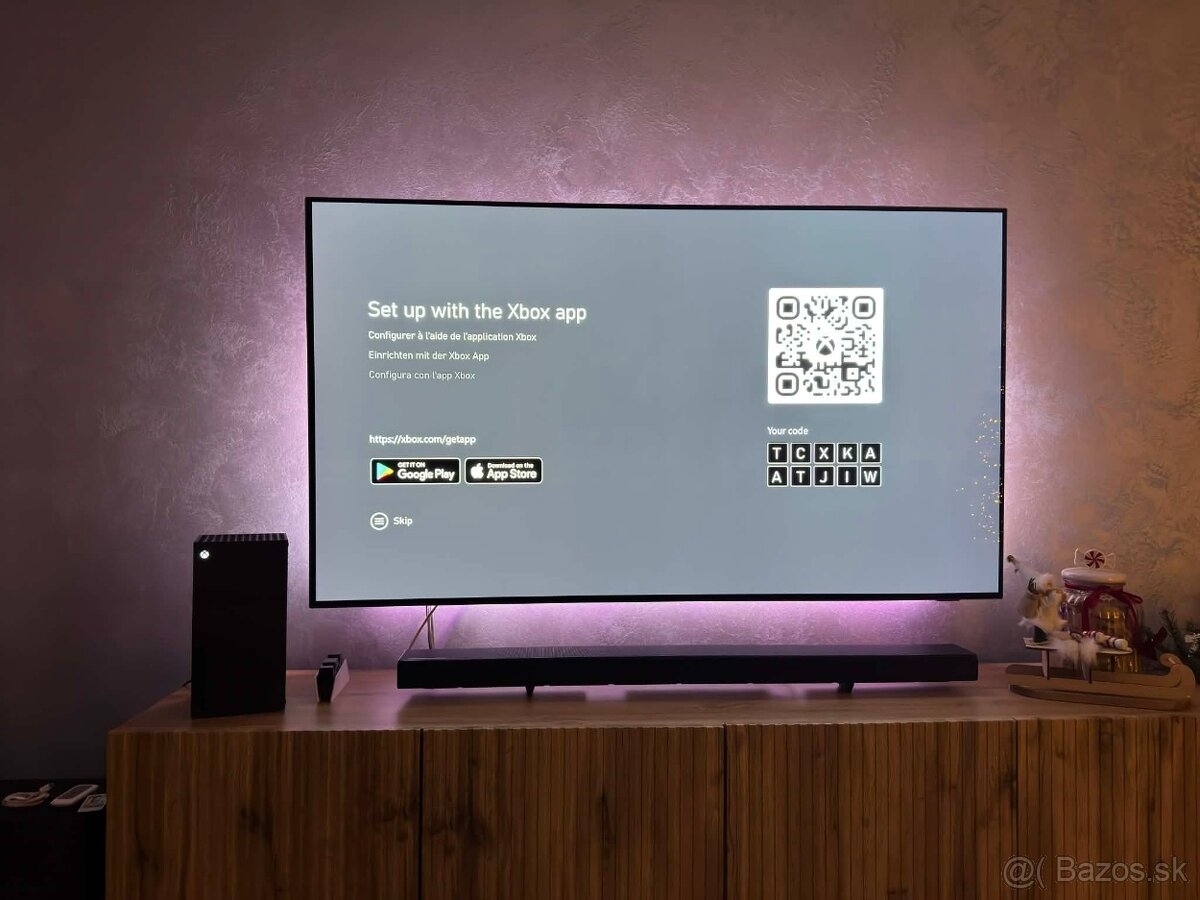 Predám Xbox Series X + 2 ovládače - 4