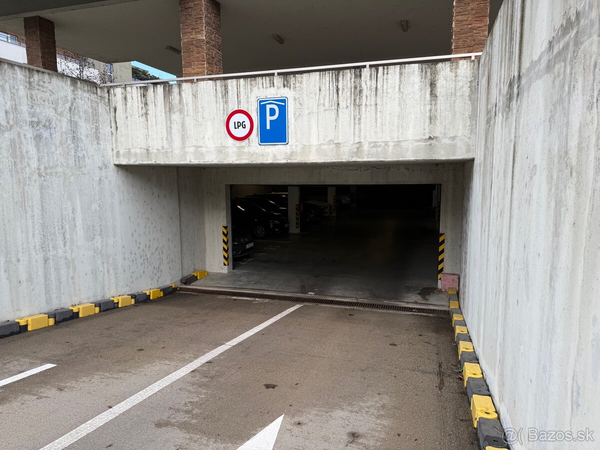 Prenájom garážové státie Jarovce - 4