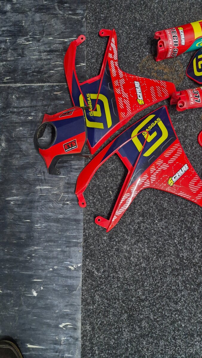 Gasgas sada plastov - 4