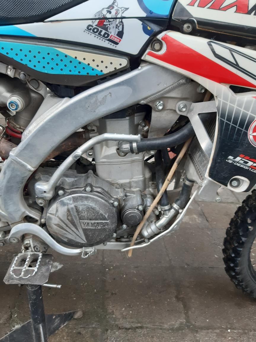 Yamaha YZ 450 F - 4
