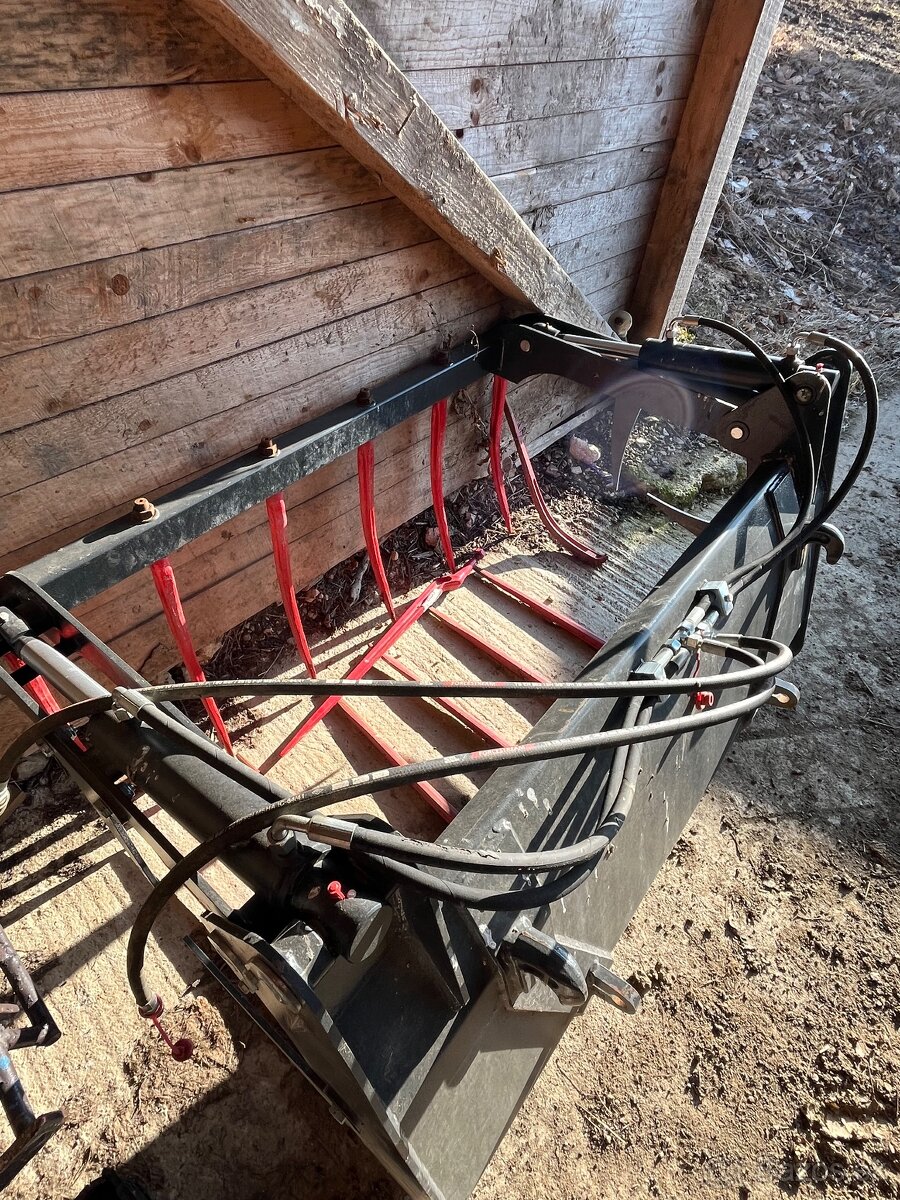 Krokodíl - vidly - 4