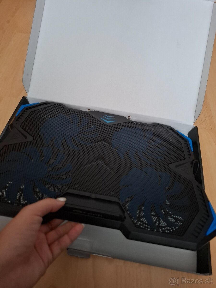 Chladiaca podložka pod notebook - C-Tech Zefyros GCP-01B - 4