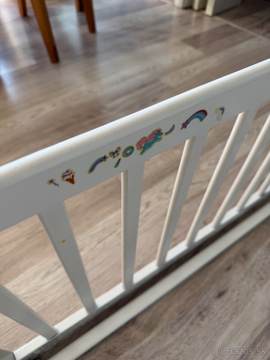 Zábrana na posteľ drevená - 4