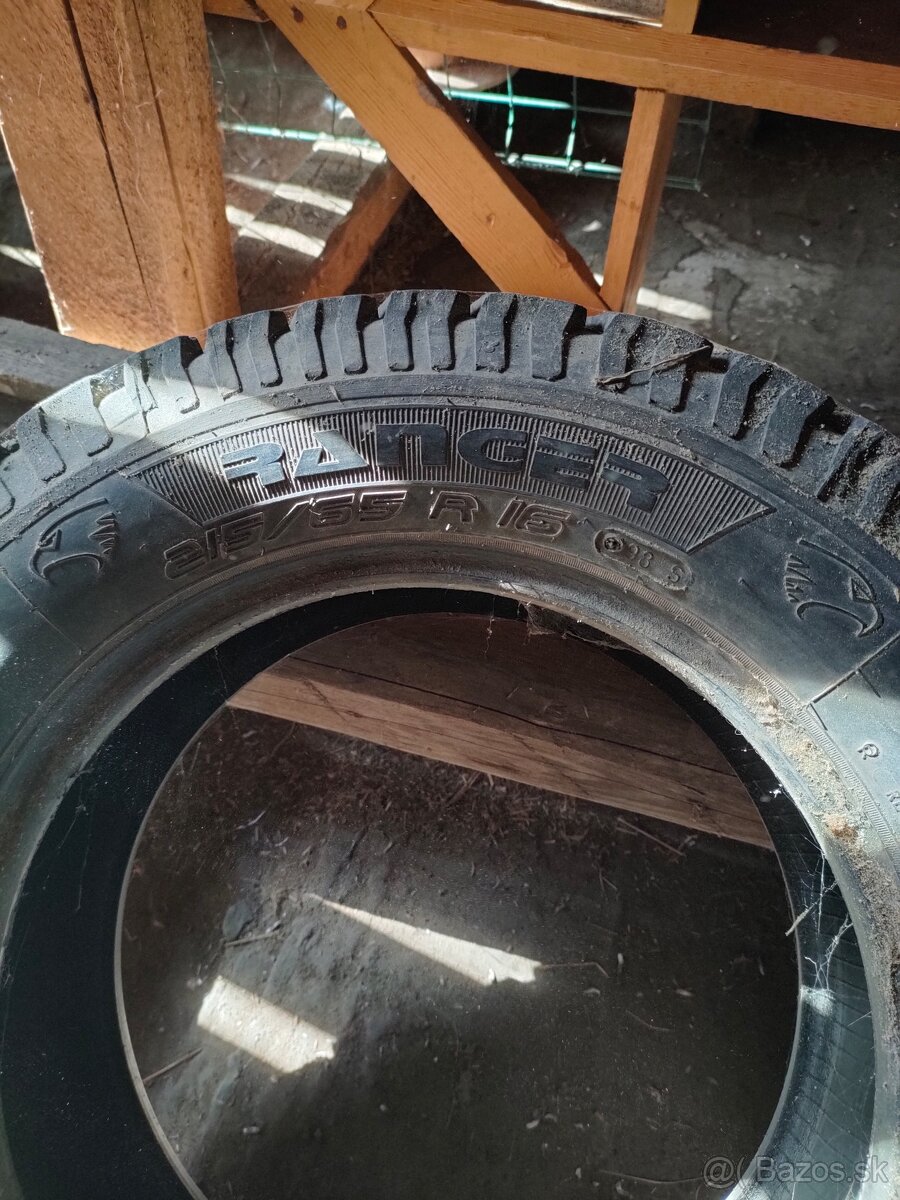 215/65 R16 215 / 65 R 16