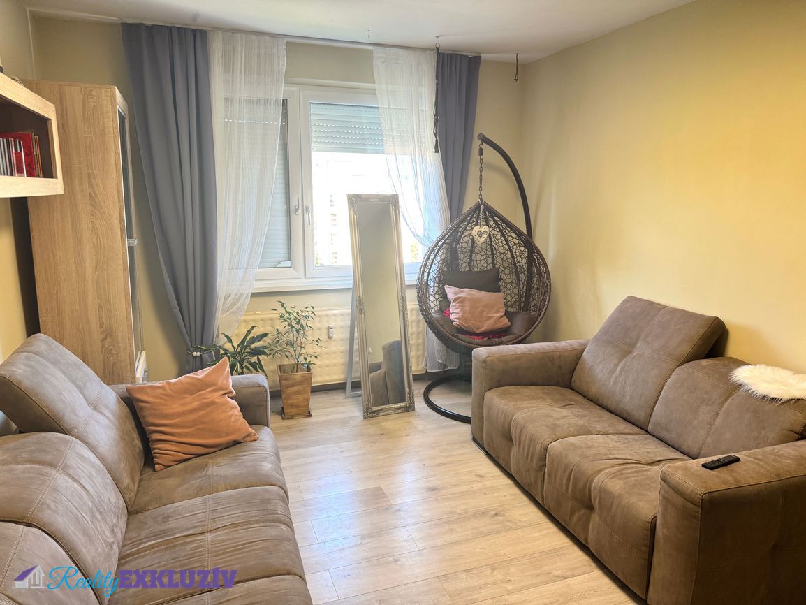 Na predaj pekný 3 izbový byt - Lučenec - 4