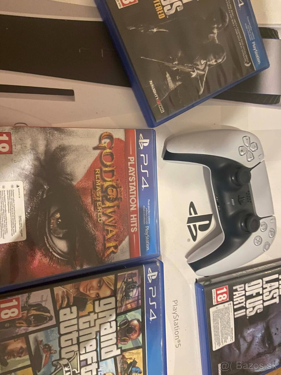 Predám Konzolu PS5 z mechanikou aj z hrama. - 4