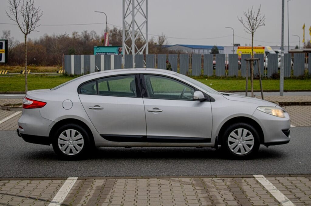Renault Fluence 1.6 16V 81kW MT/5 - 1. majiteľ - 4
