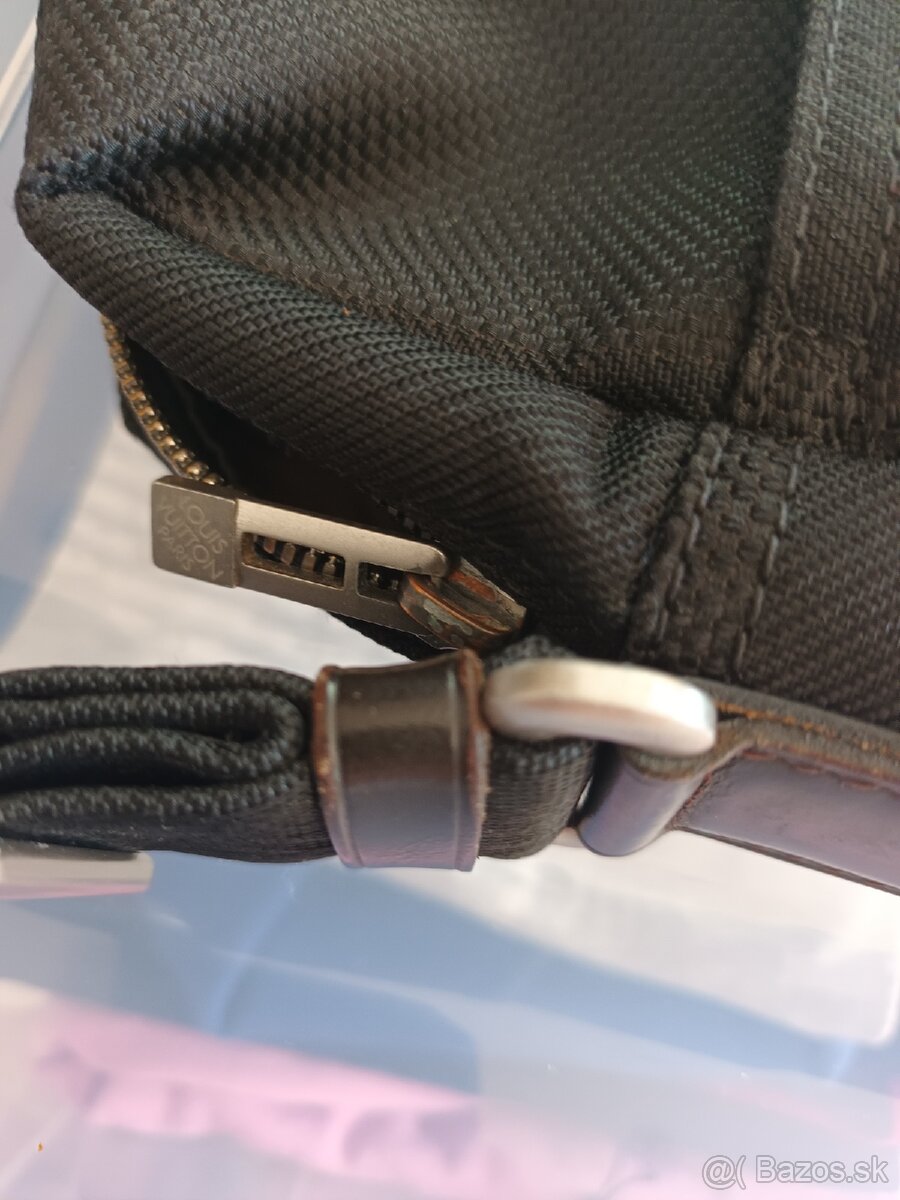 Louis Vuitton crossbody - 4