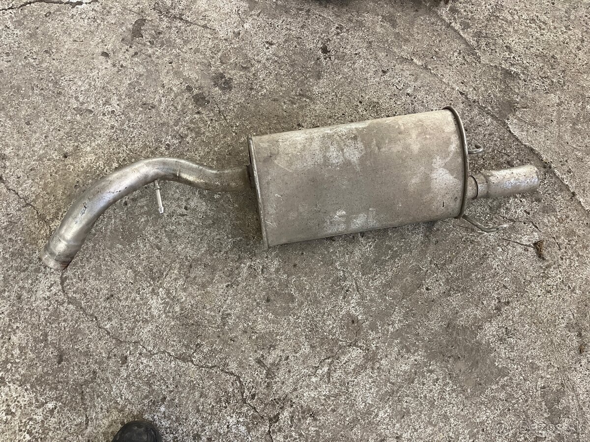 Zadny tlmic vyfuku Ford Escort RS2000 - 4