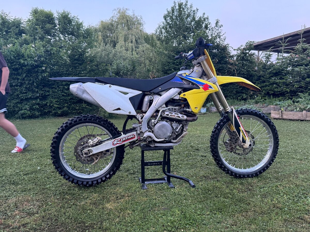 Suzuki RMZ 450- 2011