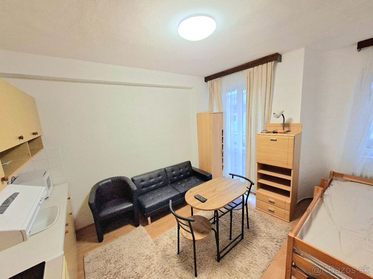 Prenájom garsonky v Bratislave, Rači. Cena 480€ vrátane E - 4