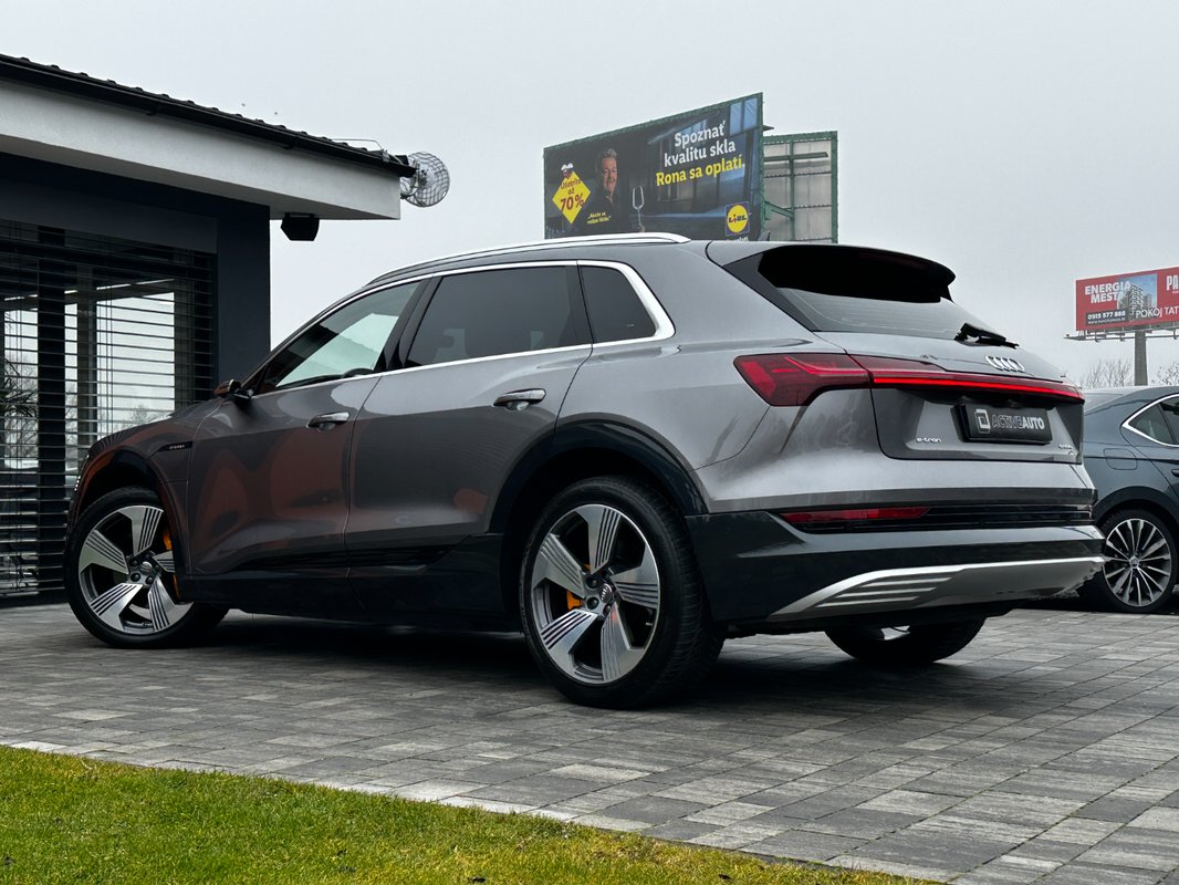 Audi e-tron 50 Quattro - 4