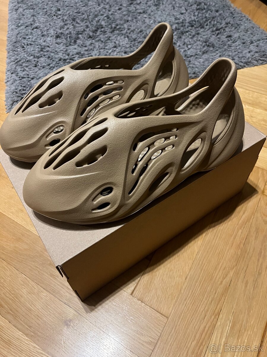 Yeezy foam runner - 4