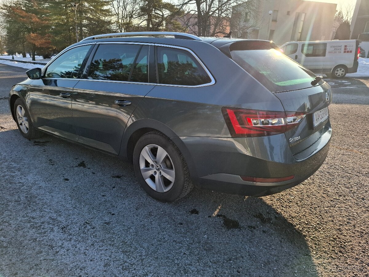 Škoda Superb 2018 - 4