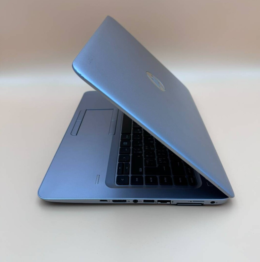 Notebook 14" HP.AMD PRO A10-8730B 4x2,40GHz.8gb ram.256gSSD - 4