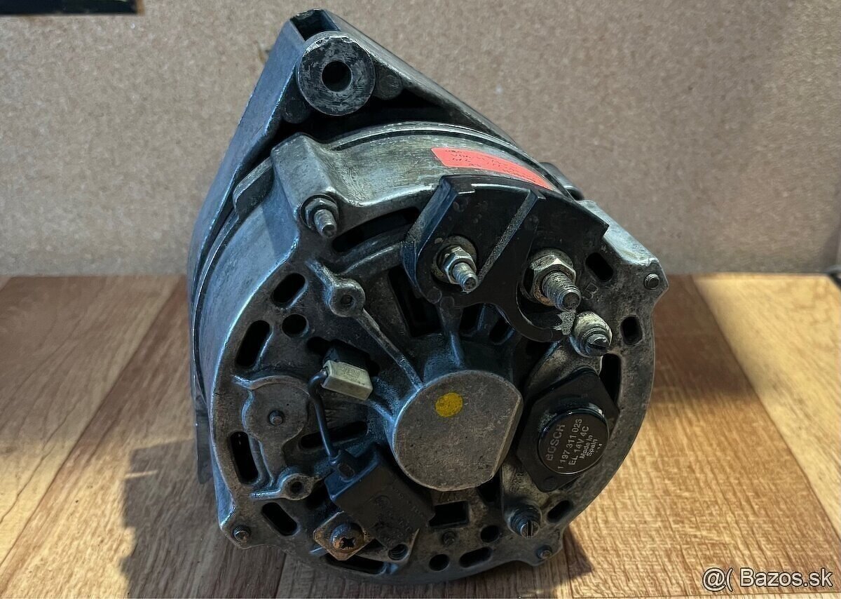 Alternátor BMW E30 14V 90A - 4