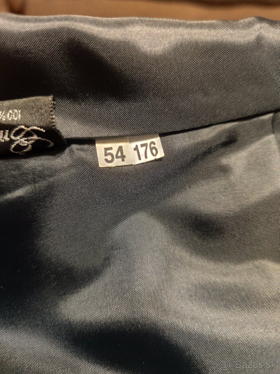 Čierny pánsky oblek s vestou - 4