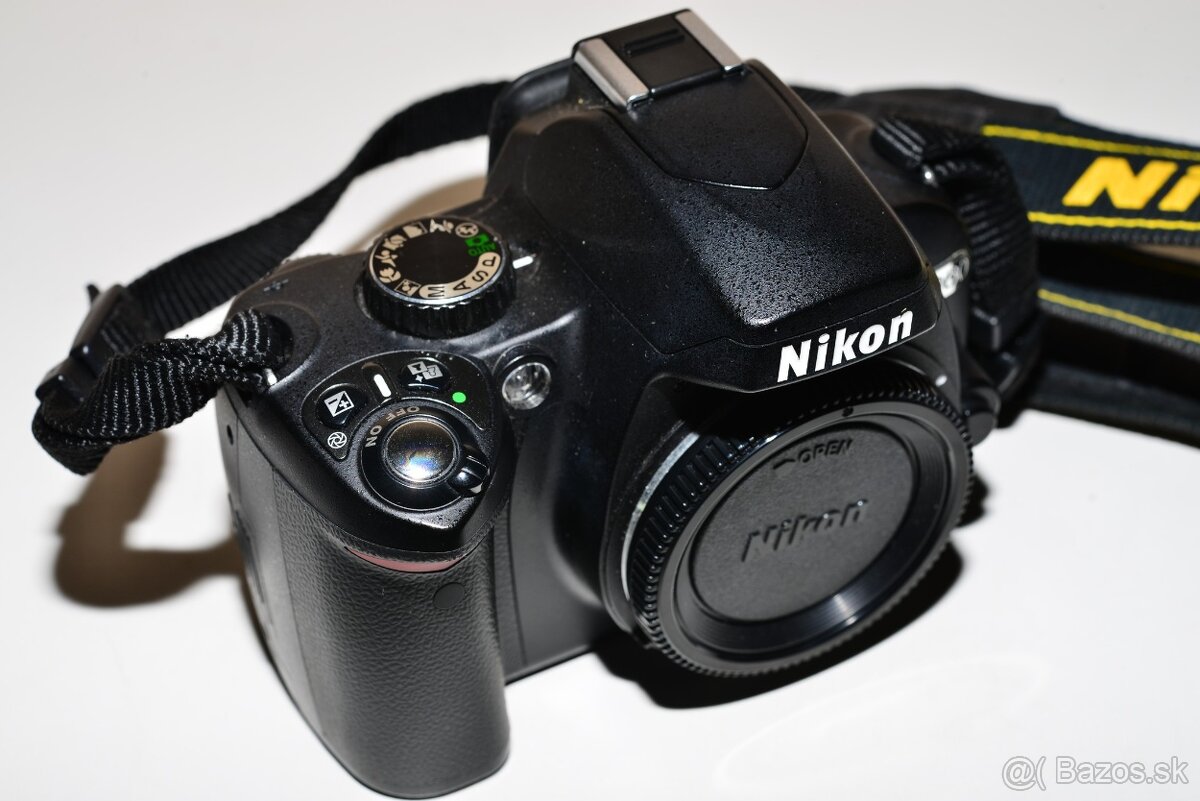 Nikon D60 + příslušenství - 4