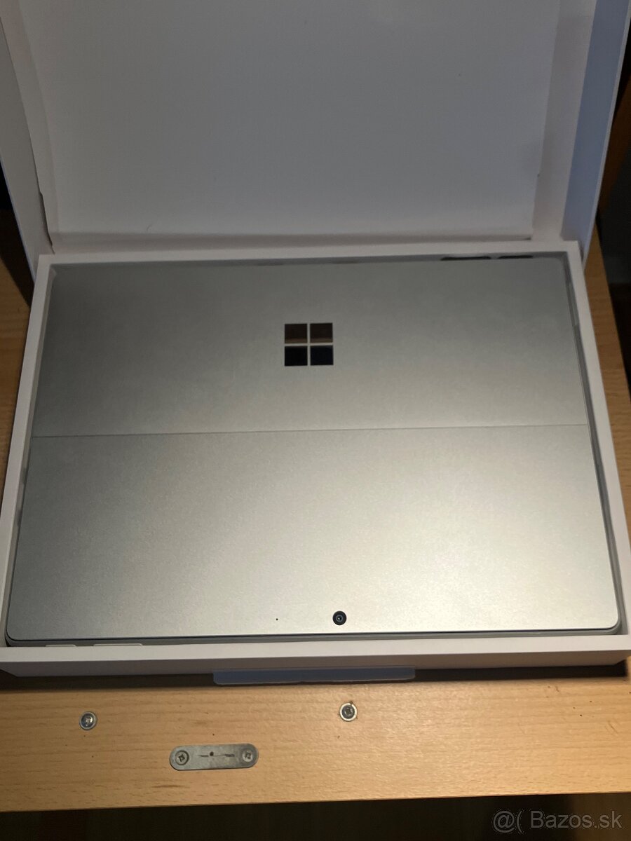 Microsoft Surface Pro|Copilot+ PC|13" IPS|16GB|256GB SSD|11 - 4