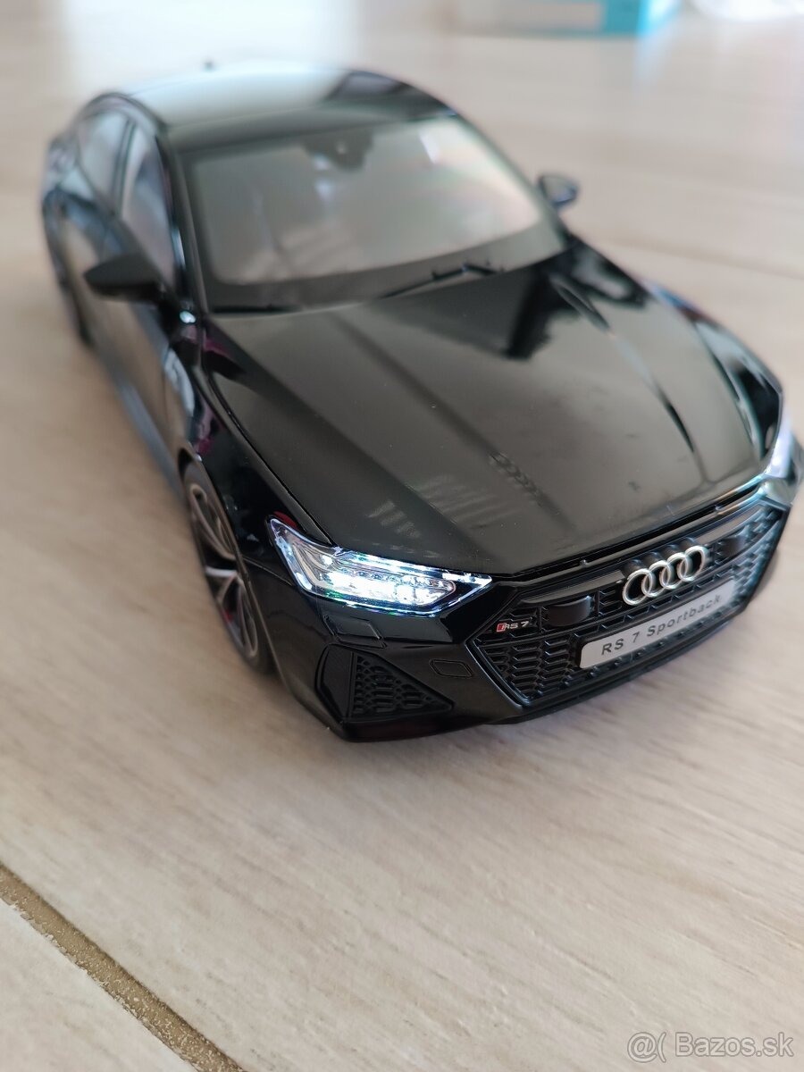 Audi RS7 sportback model 1:18 - 4