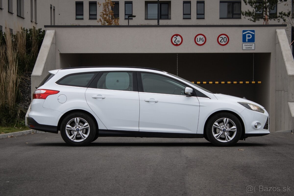 Ford Focus Kombi 1.0 SCTi Trend - 4