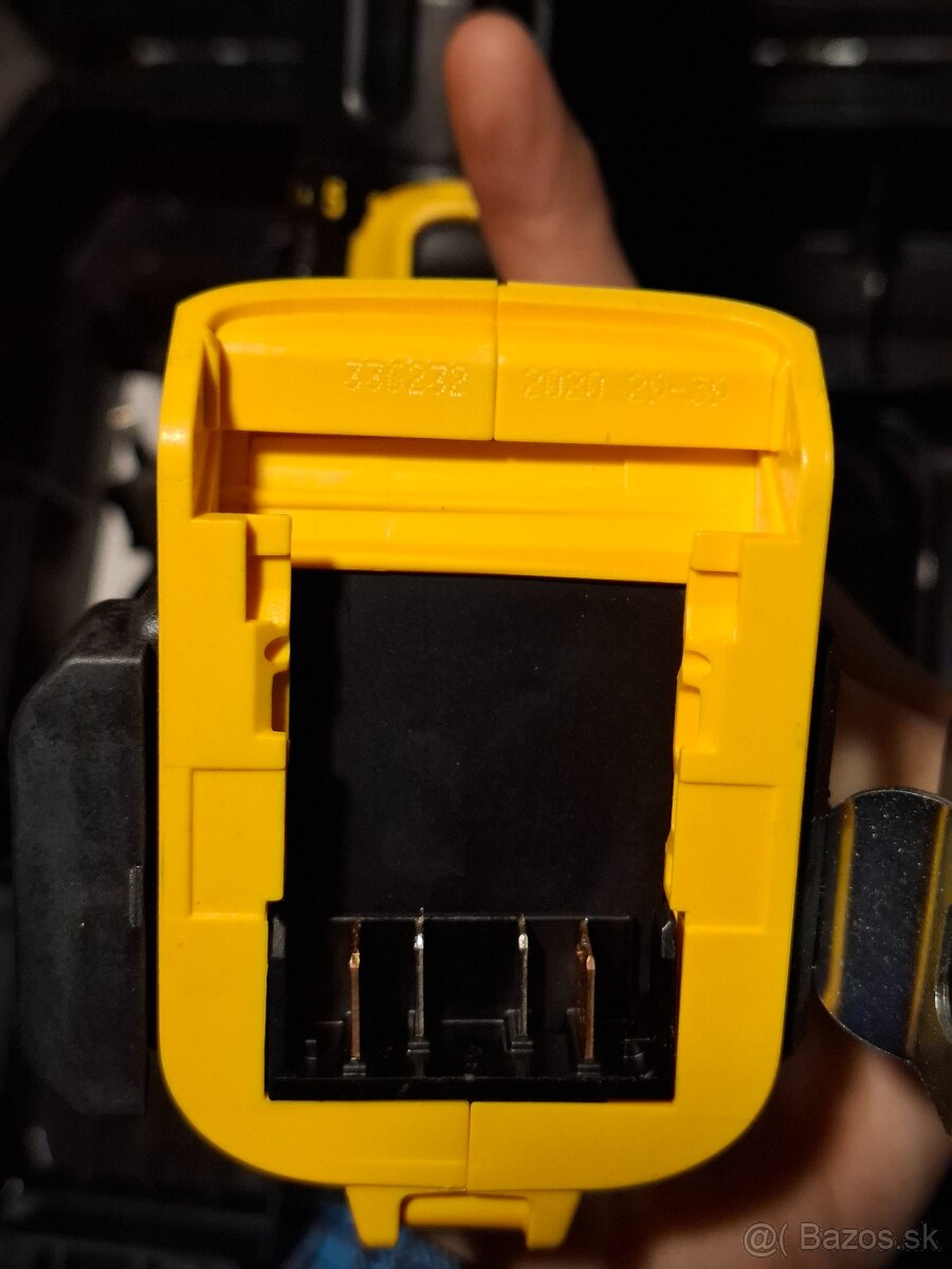 Aku priklepovy skrutkovač dewalt dcd785 18v - 4