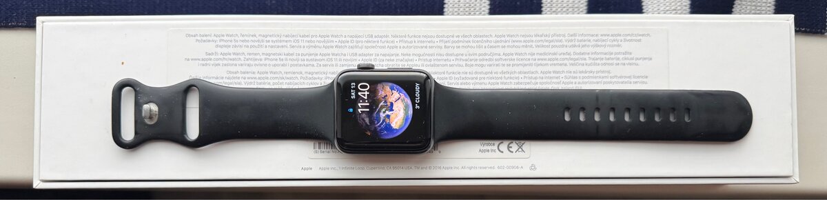Predám Apple Watch - 4