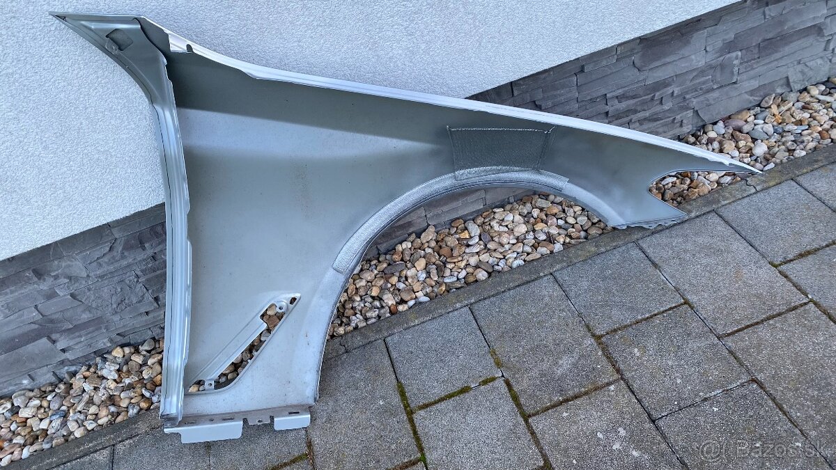 Ľavy predný blatník BMW 530 rok.v. 2018 - 4