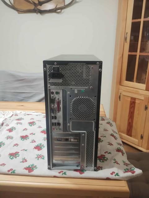 Predám Asus počítač, AMD Athlon 64 X2 Dual Core Processor - 4