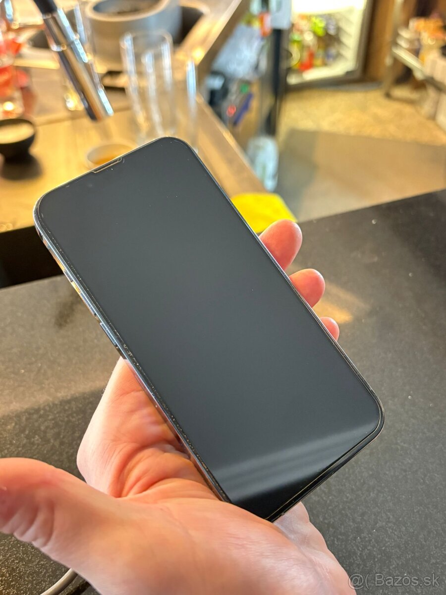 Predám iPhone 13 pro - 4