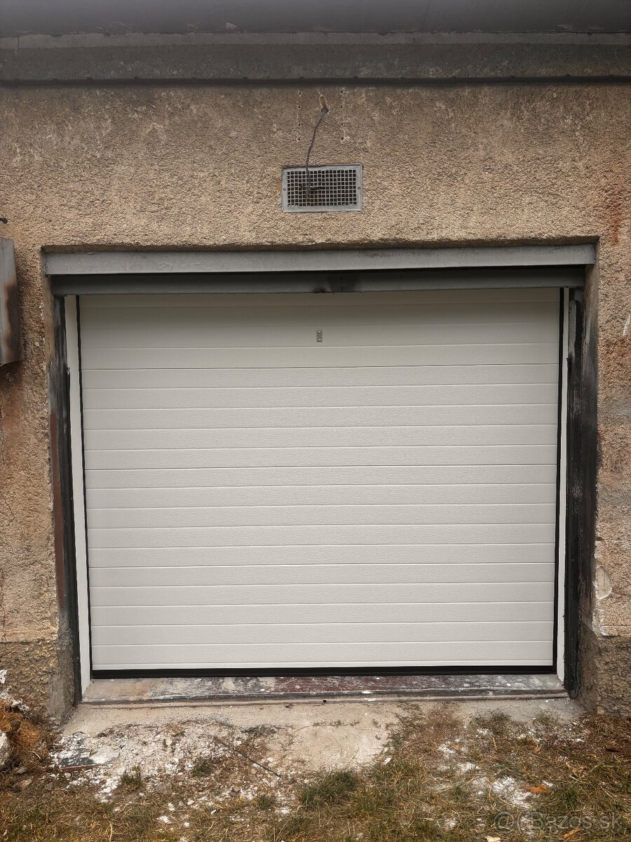 Garážové brány, tieniaca technika, okná - 4