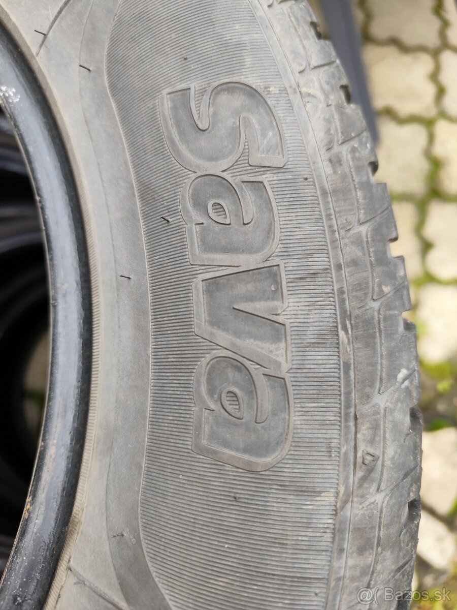 4ks zimné pneumatiky Sava 215/65 R16 - 4