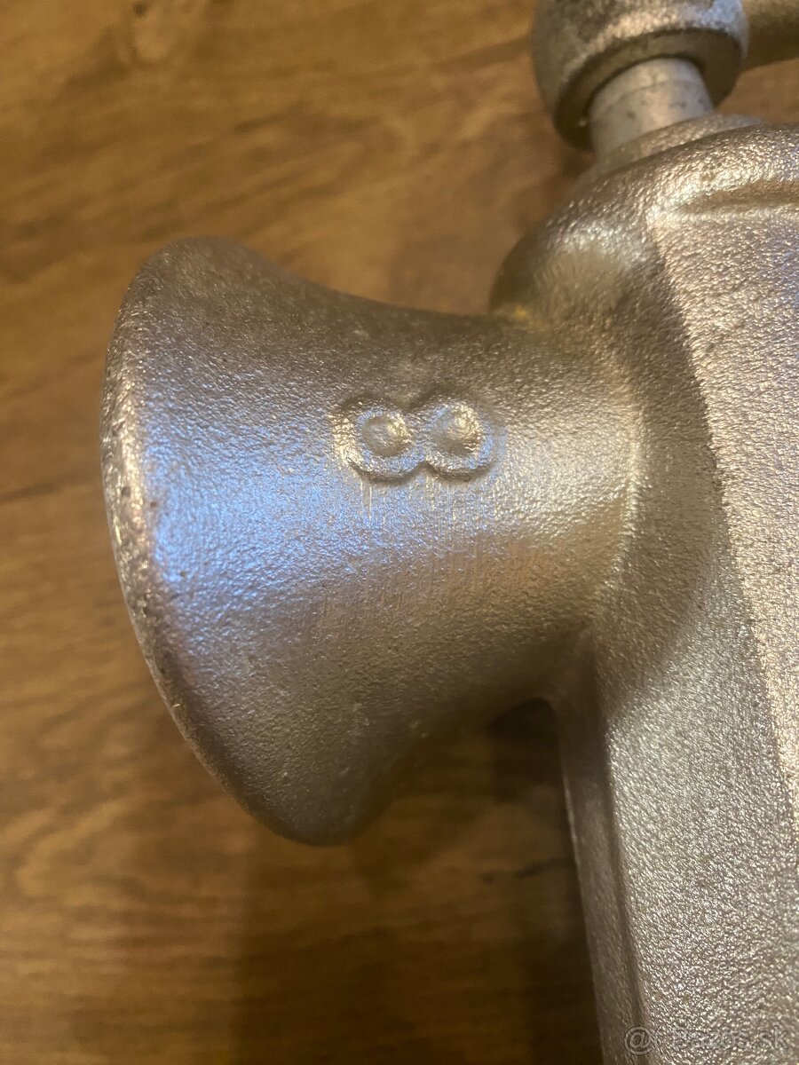 Mlynček na maso - 4