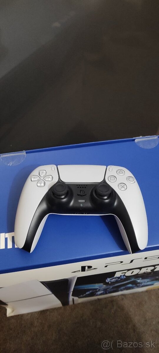 PlayStation5 1TB FortniteEdition disková+ovládač+nabíjačka - 4