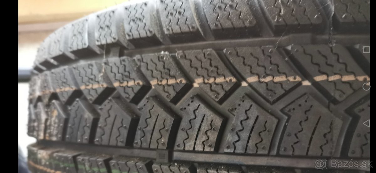 Nove Zimne pneu s diskom origi honda 205/70 R15, 5x114,3 - 4