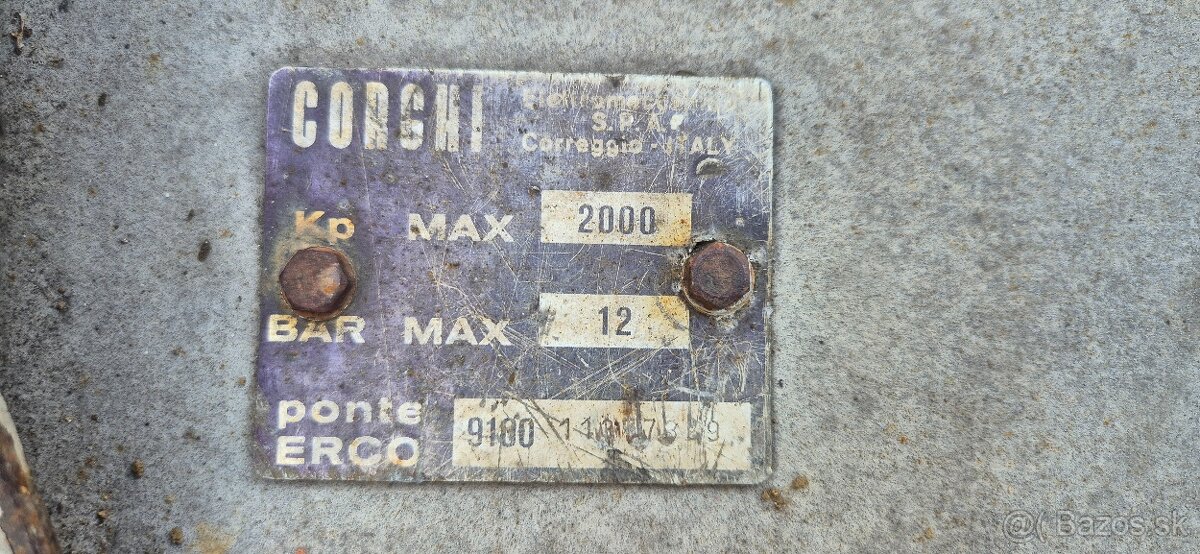 Pneumaticky prizdvih,zdvihak,noznicovy,Corghi - 4