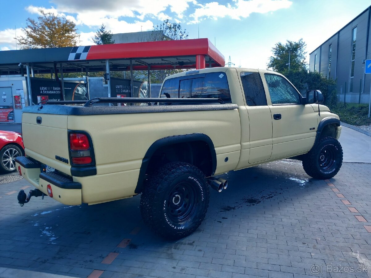 Dodge Ram 5.2 V8 4x4 lpg pick-up